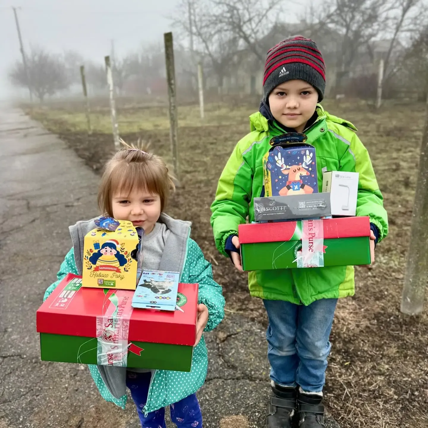 iHELP. Маленьке диво для кожного на новорічні свята